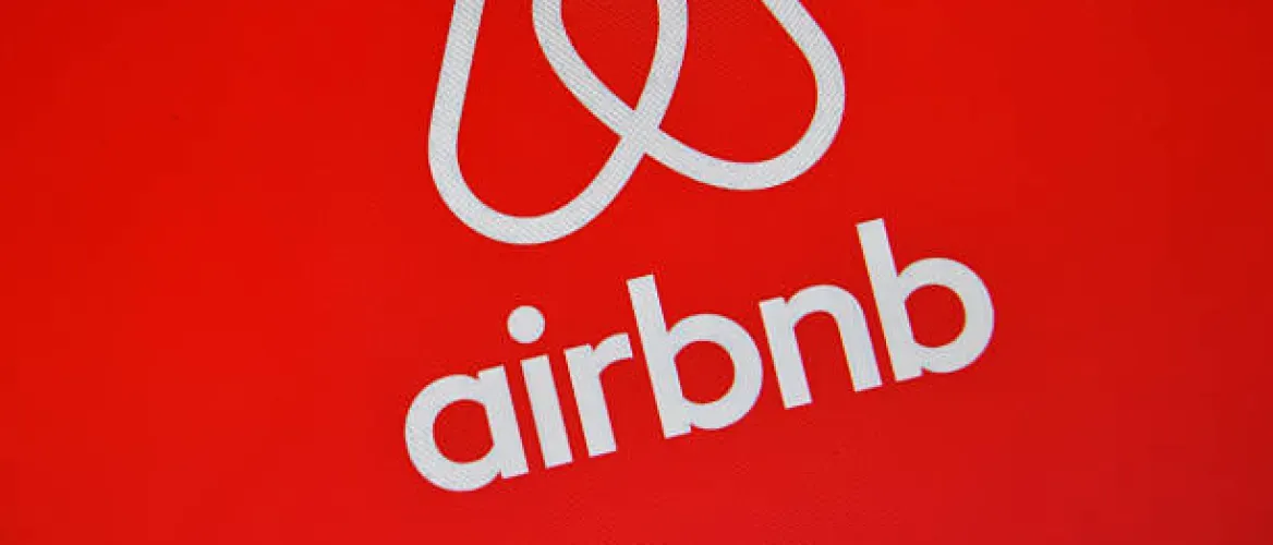 kennisbank airbnb logo 1 1168x500 1 80092189